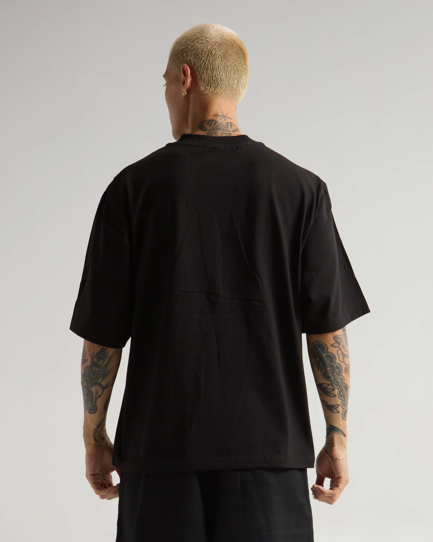 7.5 OZ HEAVYWEIGHT OVERSIZED BAGGY TEE (Onyx)