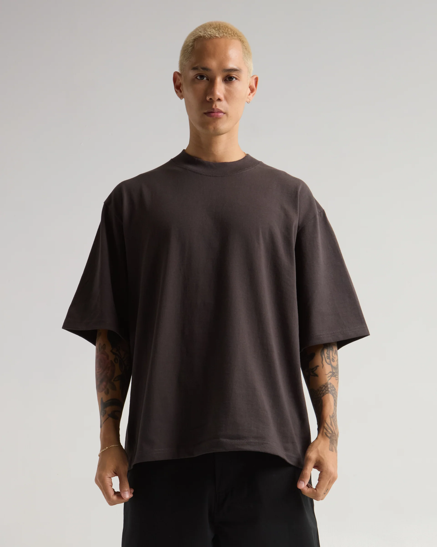 7.5 OZ HEAVYWEIGHT OVERSIZED BAGGY TEE (Matte Black)